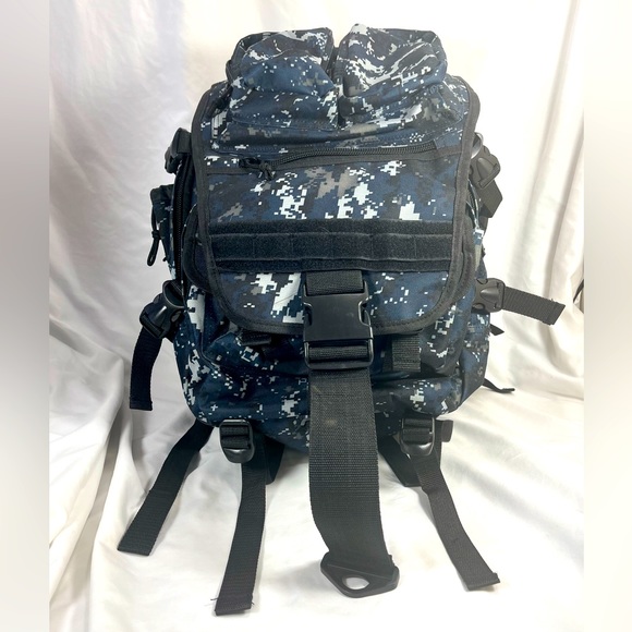 Nexpak USA Tactical Gear Backpack - Picture 1 of 8